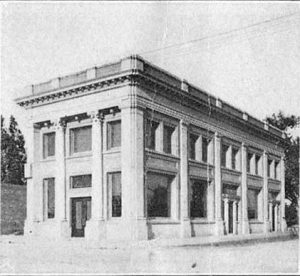 Claremont bank and Masonic temple, 1913