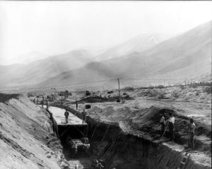 Construction of Owens Valley Aqueduct