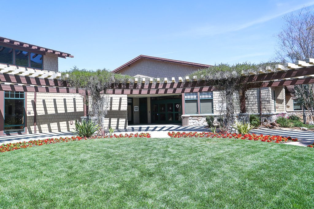 Outside view of the Agoura Hills Library