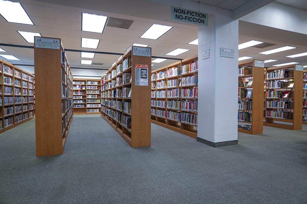San Fernando library