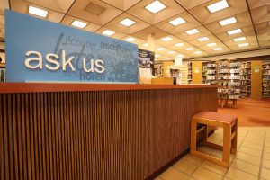 la verne reception desk