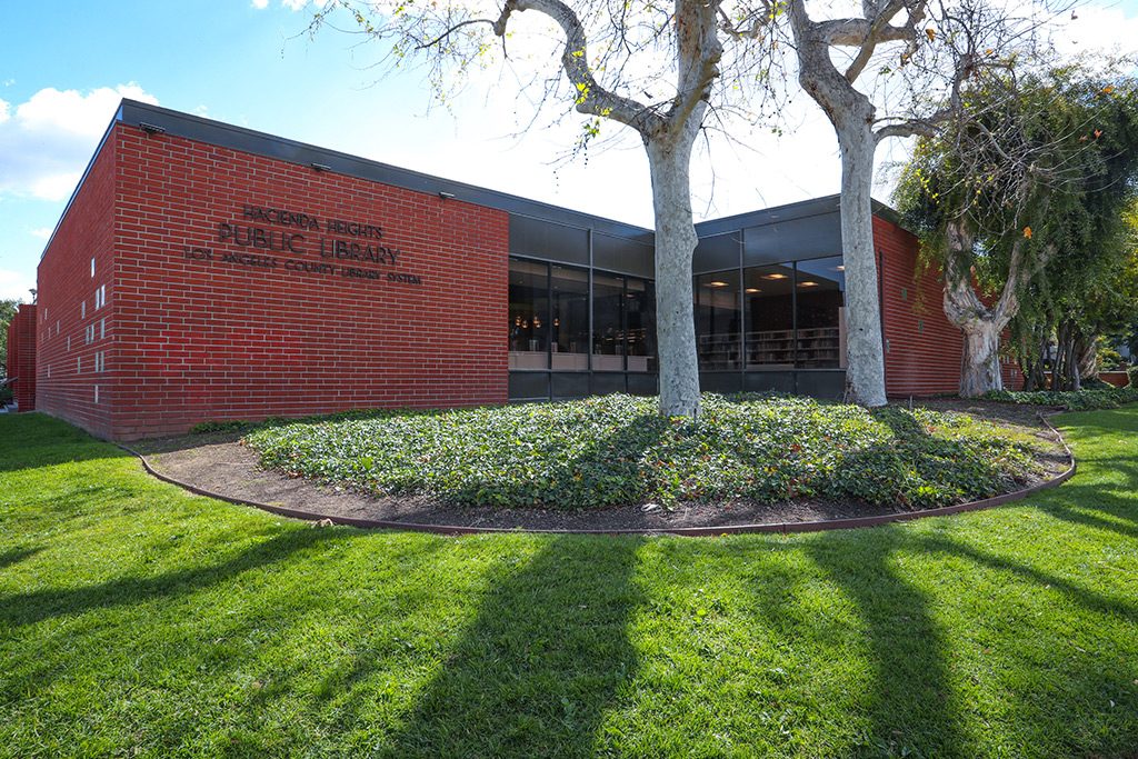 hacienda heights library outside view