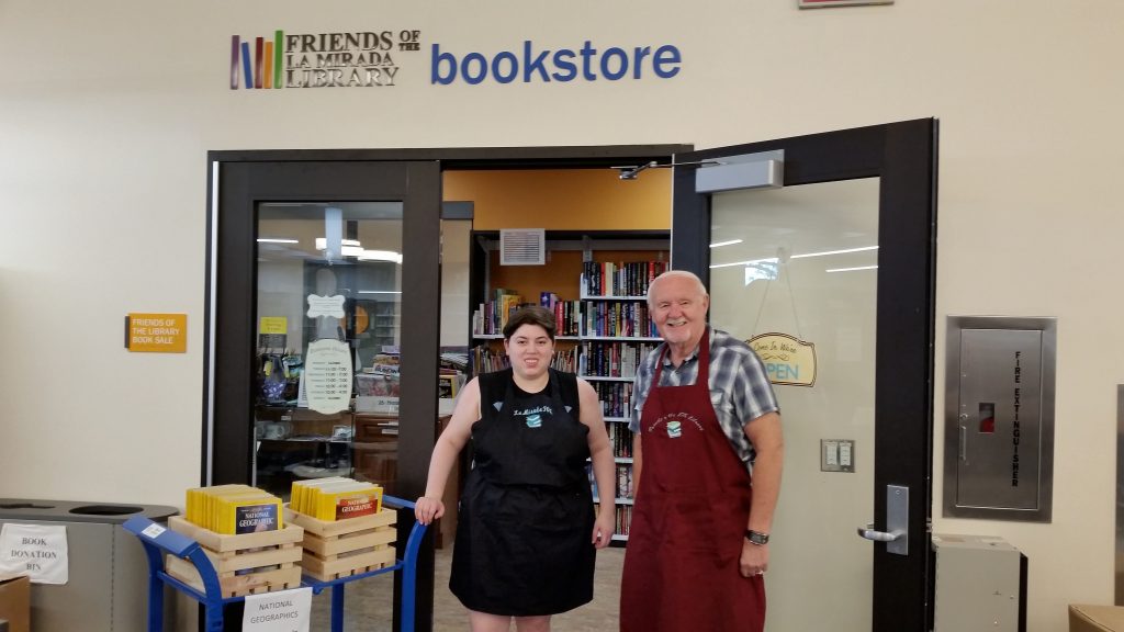 La Mirada Friends volunteers