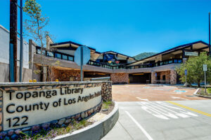 Driveway entrance to Topanga Library