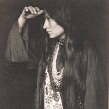 Zitkala-Sa photo credit National Museum of American History