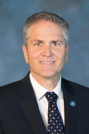 Library Commissioner Jeff Wood