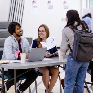 people checking in to vote
